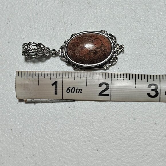 Vintage Silver Tone Jasper Pendant Ornate Design Victorian Gothic Fashion Women - Picture 4 of 4